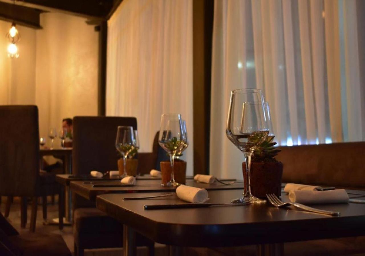 Hotel Esduma Hk